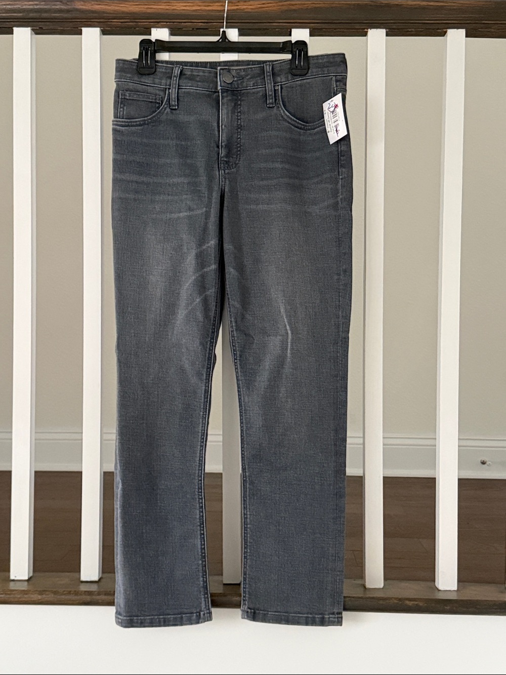 Kut from the Kloth Rachel Style Women's High-Rise Straight Jeans in Charcoal